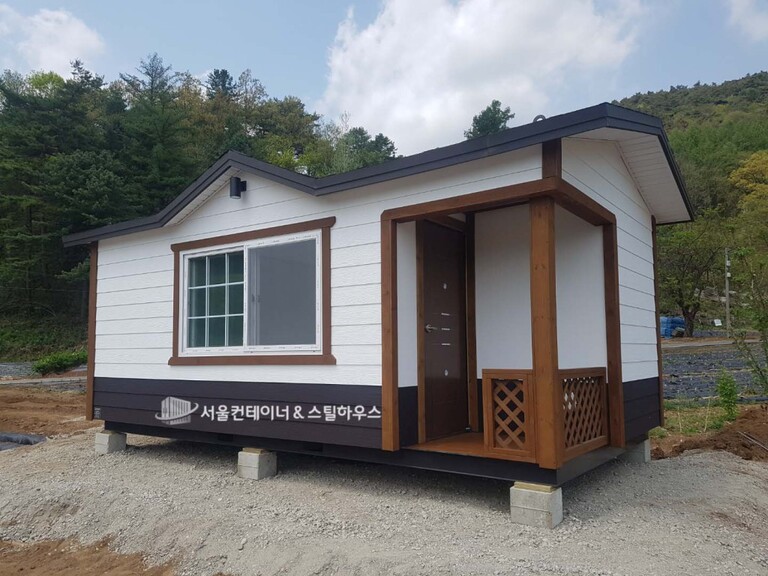  평창이동식주택, 현관과 창고가 있는 소형 이동식주택 제작