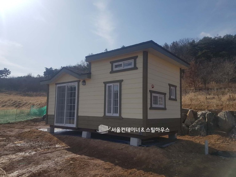  볼수록 매력있는 미니2층 이동식주택 스틸하우스