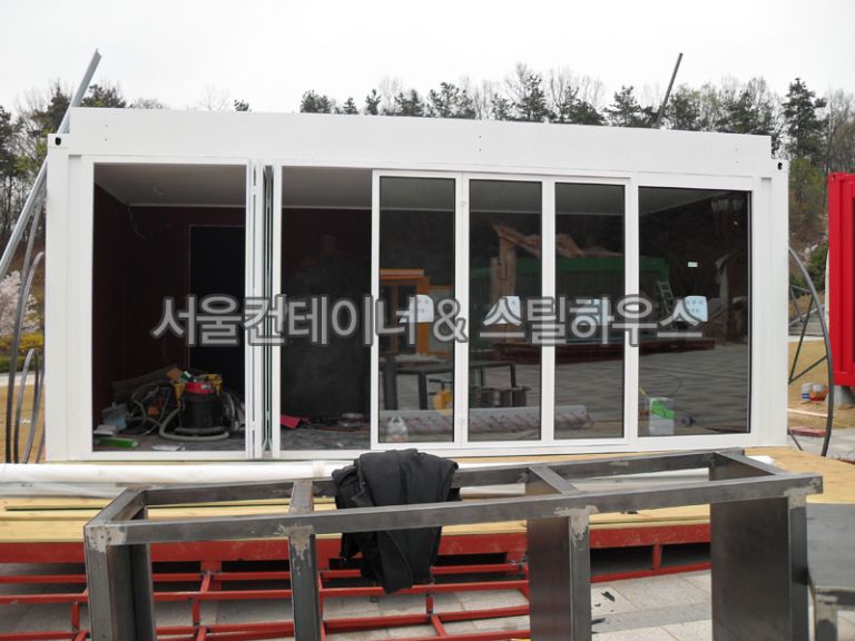   폴딩도어설치