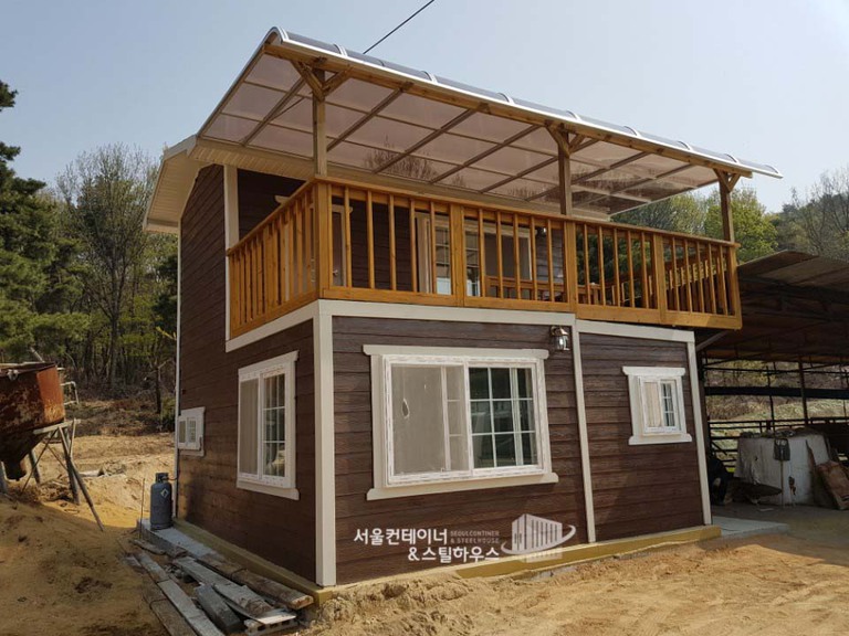  여주 점동 주택, 3m*6m 2동으로 2층 구조로 제작