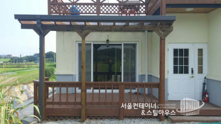  여주 주택에 데크 및 넥산, 현관설치