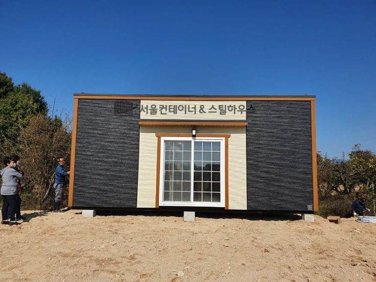 이천 장호원으로 출고한 농막이동식주택, 세컨하우스로 사용하시기도 괜찮은 모델입니다.